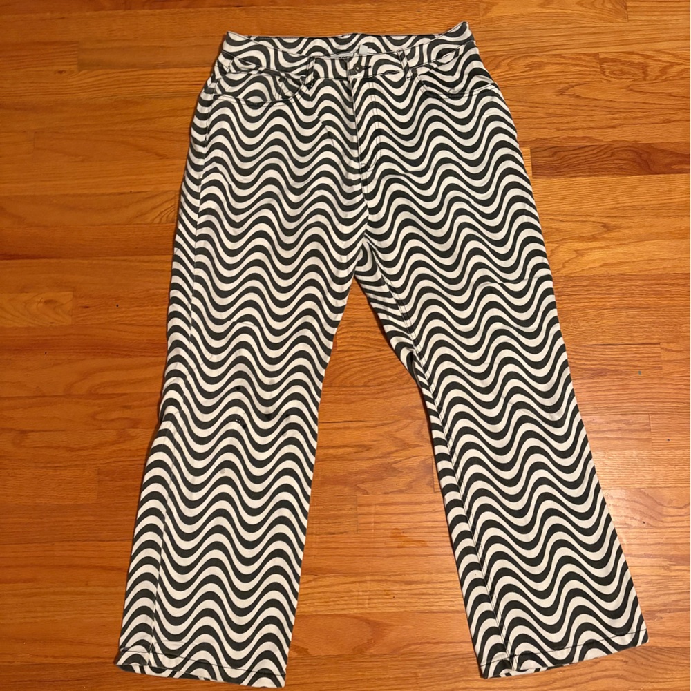 Urban Outfitters Black and White Wave Pattern Straight Leg Jeans